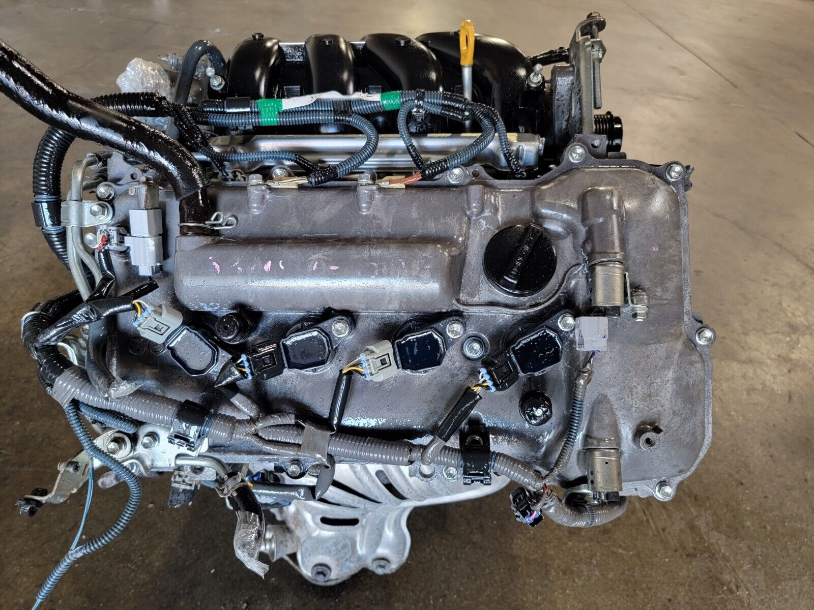 TOYOTA COROLLA ENGINE MOTOR 2ZRFE 1.8L DUAL VVTI 2ZR-FE JDM