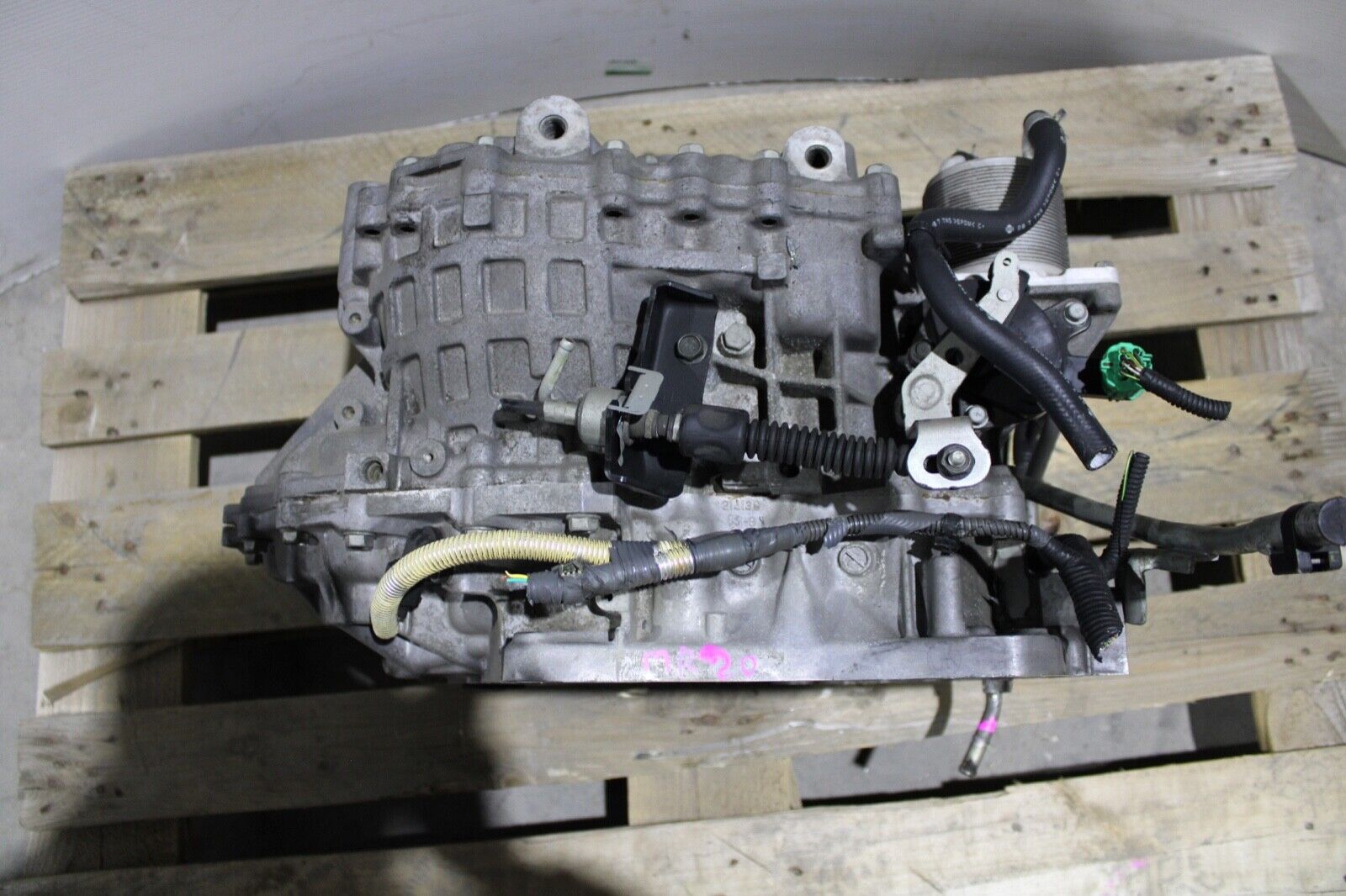 2013-2016 Nissan Sentra 1.8l automatic CVT transmission
